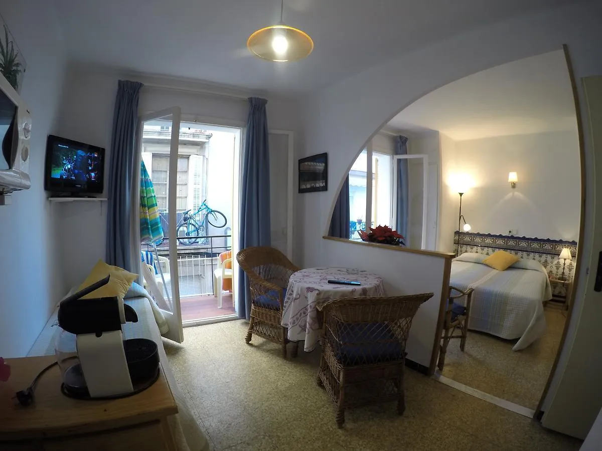 Apartamentos Montserrat Sitges